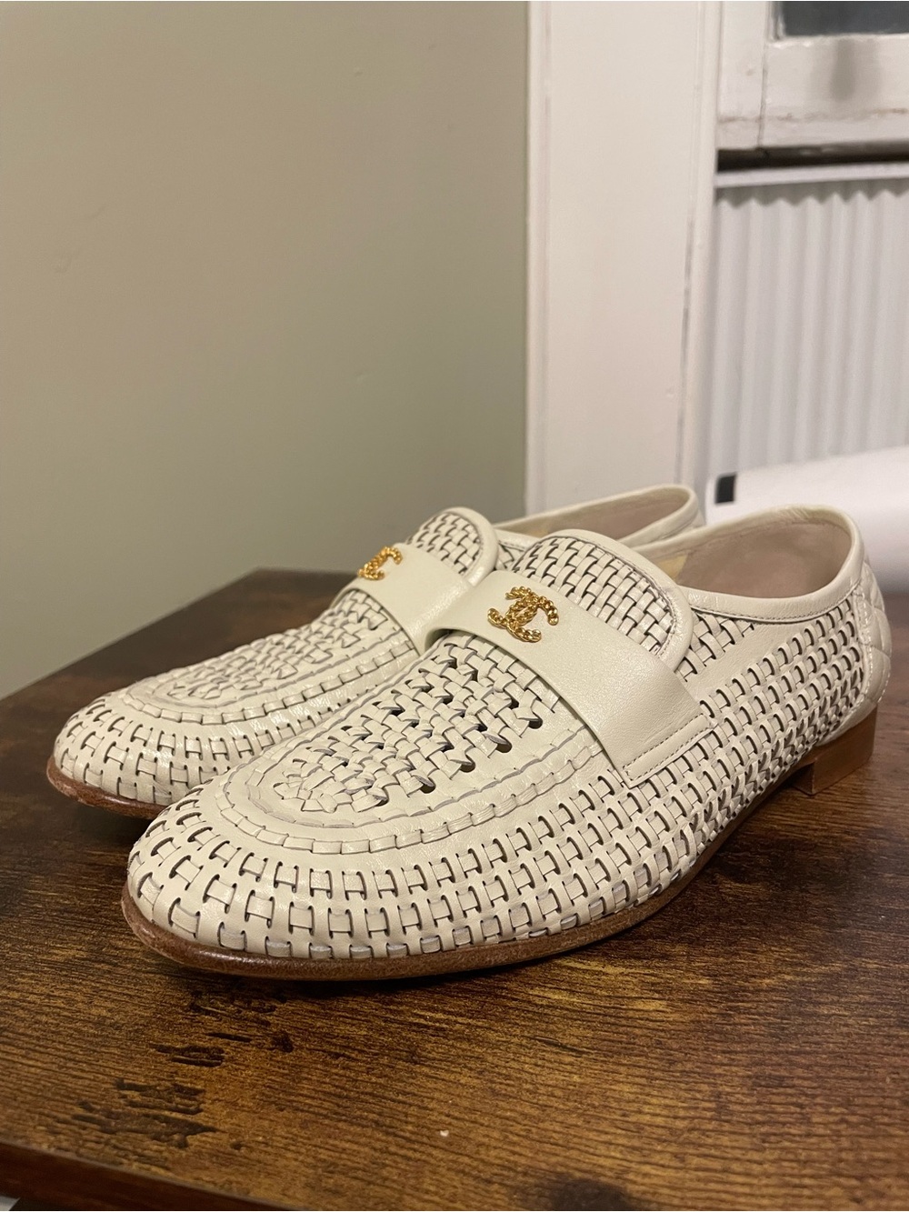 CHANEL Cream Woven Leather Women’s Loafers with Gold Logo - Picture 8 of 8